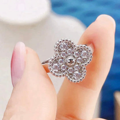 ¡®Glow Jewelry¡¯CLOVER DIAMOND RING