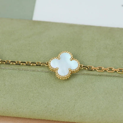 [Glow Jewelry]New CLOVER WHITE PEARL MOP 5 MOTIF BRACELET COLLECTION