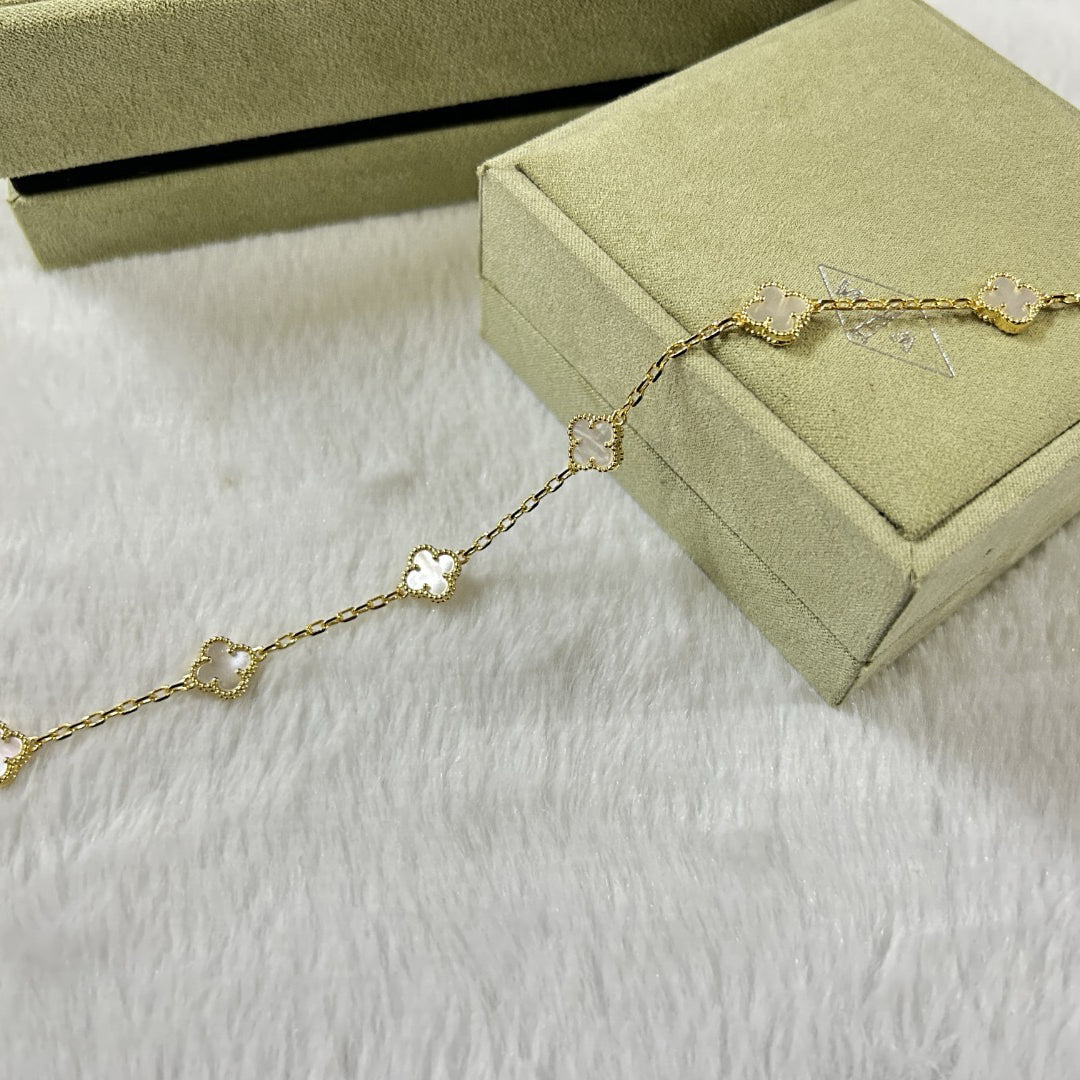 [¡®Glow Jewelry¡¯]CLOVER 6 MOTIF WHITE MOP BRACELET