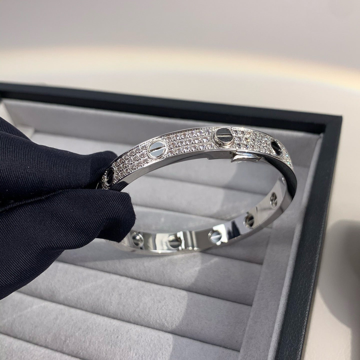 [Glow Jewelry]LOVE BRACELET 6.1MM DIAMOND-PAVED CERAMIC