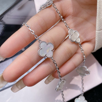 [Glow Jewelry]CLOVER 10 MOTIFS WHITE MOTHER OF PEARL NECKLACE
