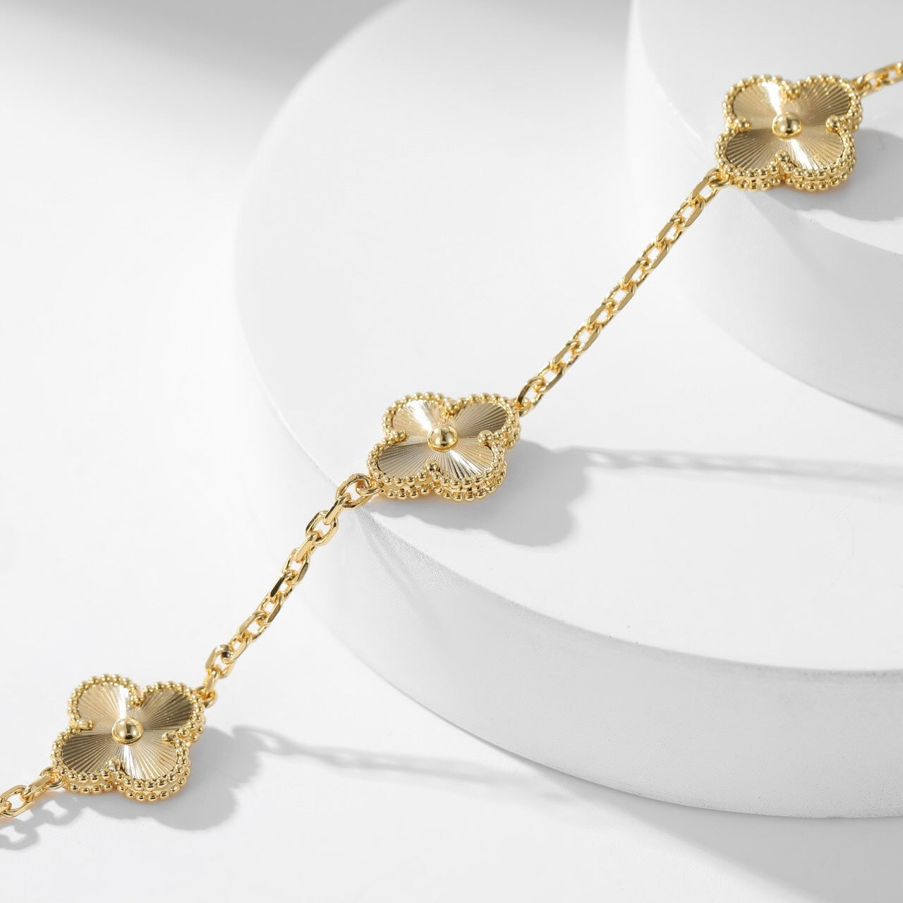¡®Glow Jewelry¡¯CLOVER 10 MOTIFS LASER NECKLACE
