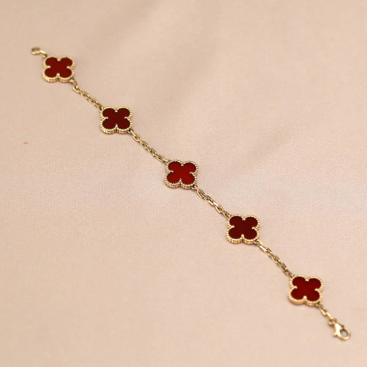 [Glow Jewelry]New  CLOVER 5 MOTIF RED CORNELIAN BRACELET COLLECTION