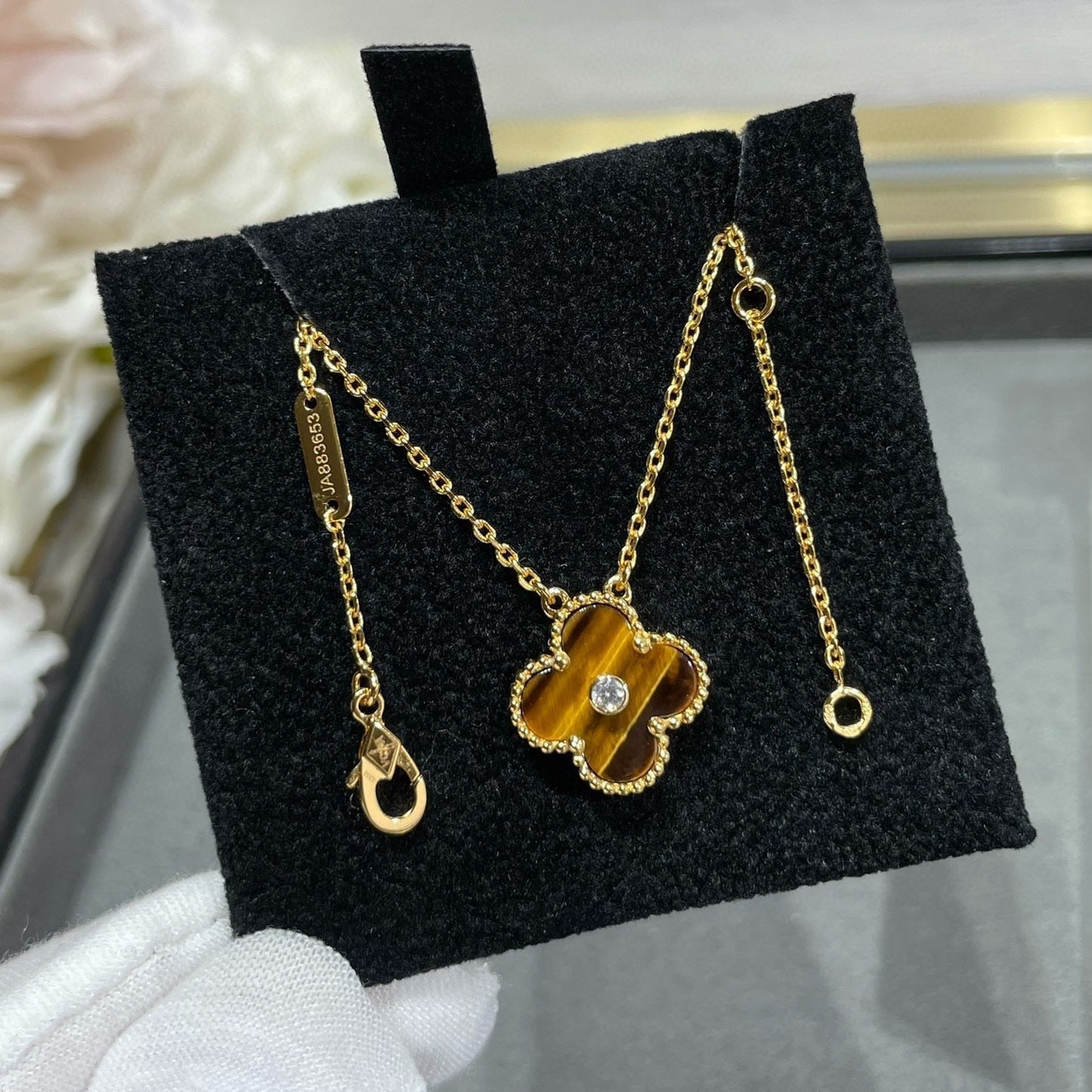 ¡®Glow Jewelry¡¯CLOVER 15MM DIAMOND AND YELLOW TIGER'S EYE AGATE necklace