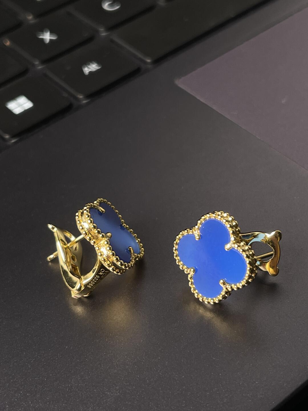 [Glow Jewelry] CLOVER LARGE (20mm) 1 MOTIFS BLUE MOP STUD EARRINGS