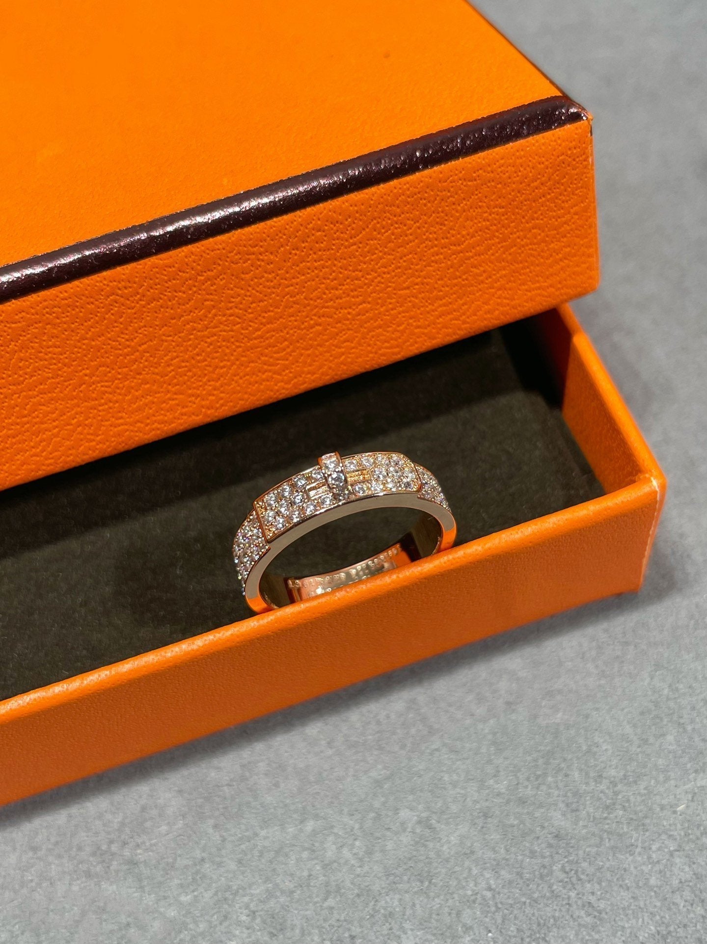 ¡®Glow Jewelry¡¯KELLY PINK GOLD DIAMOND RING