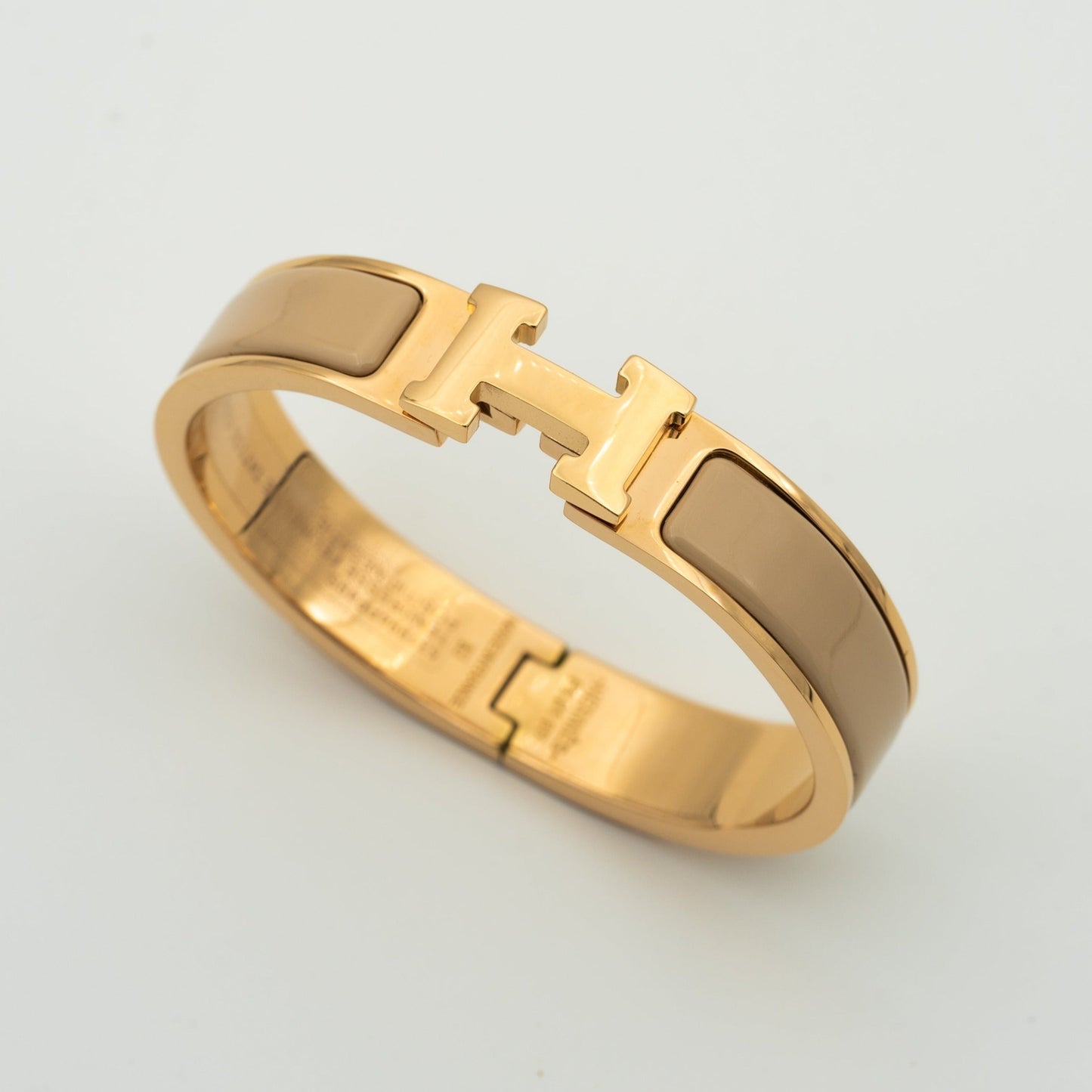 ¡®Glow Jewelry¡¯H GREY BRACELET