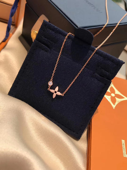 ¡®Glow Jewelry¡¯BLOSSOM PENDANT PINK GOLD AND DIAMOND