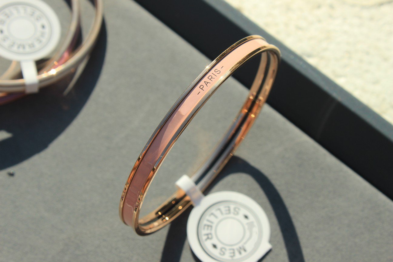 ¡®Glow Jewelry¡¯HM UNI BANGLE BAG