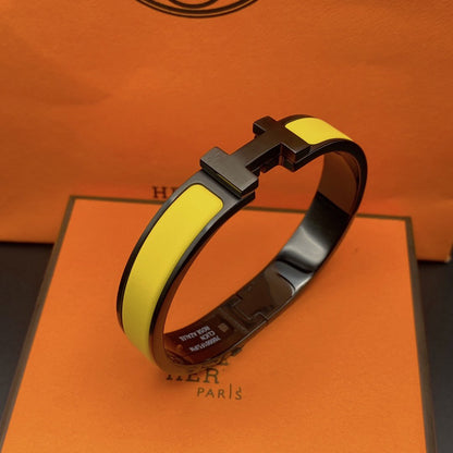 ¡®Glow Jewelry¡¯CLIC HM SO BLACK YELLOW BRACELET