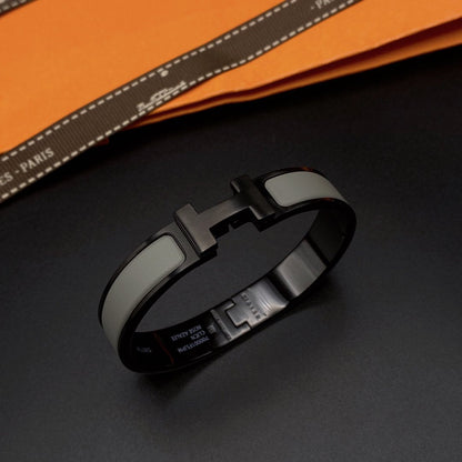 ¡®Glow Jewelry¡¯CLIC HM SO BLACK GREY BRACELET