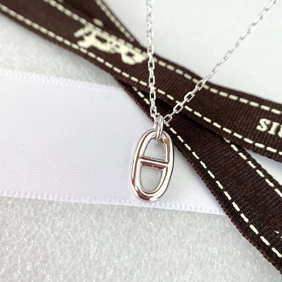 ¡®Glow Jewelry¡¯HM PIG NOSE NECKLACE