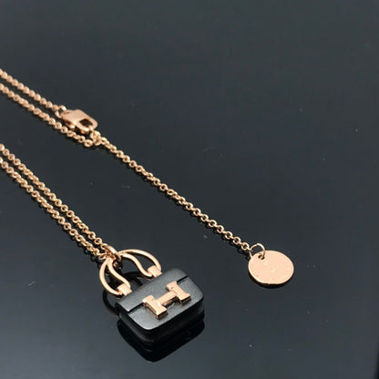 ¡®Glow Jewelry¡¯WOMEN'S HM AMULETTES CONSTANCE PENDANT NECKLACE
