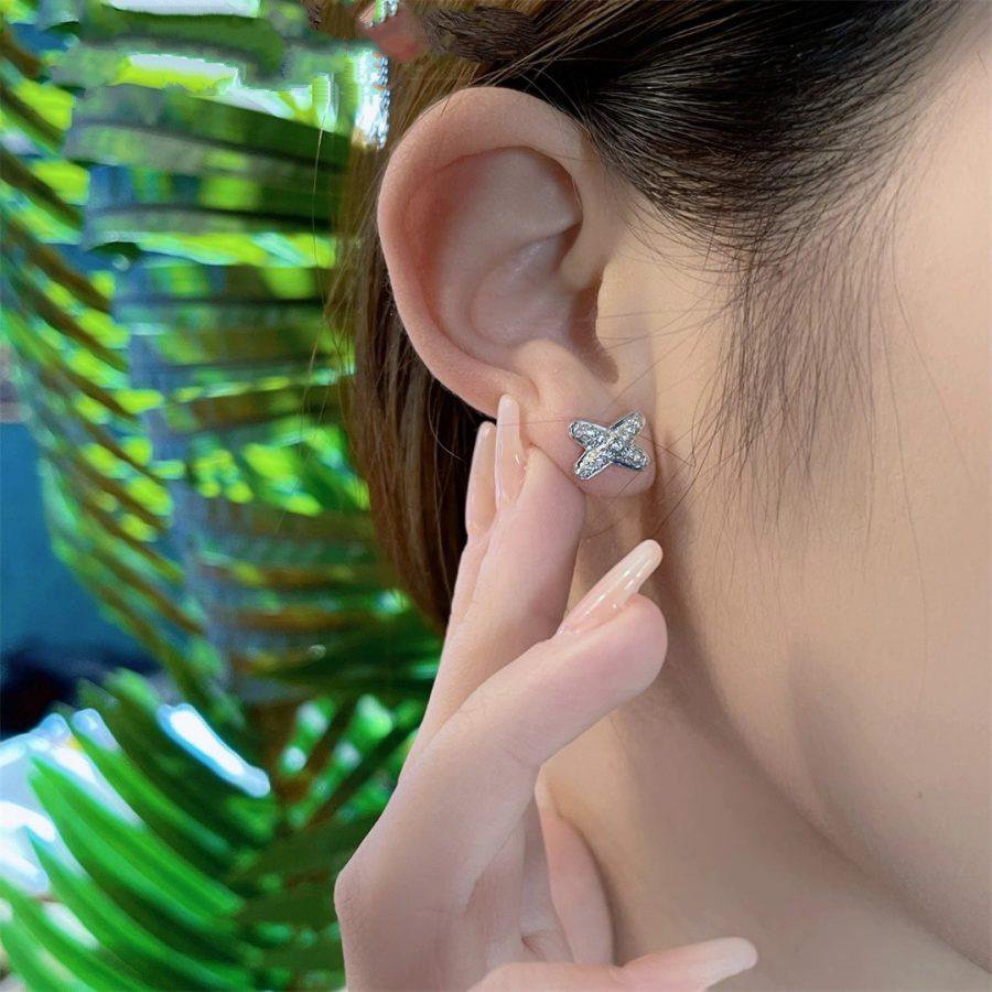 ¡®Glow Jewelry¡¯JEUX DE SILVER DIAMOND EARRINGS