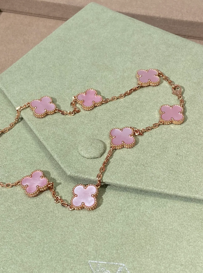 [Glow Jewelry Jewellery] Pink Necklace with Ten Clover Designs