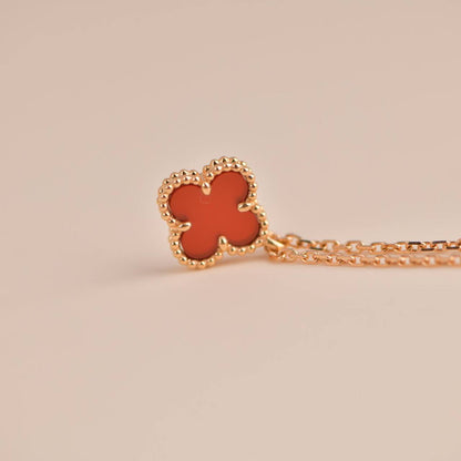 ¡®Glow Jewelry¡¯CLOVER MINI 9.5MM WHITE CARNELIANS NECKLACE
