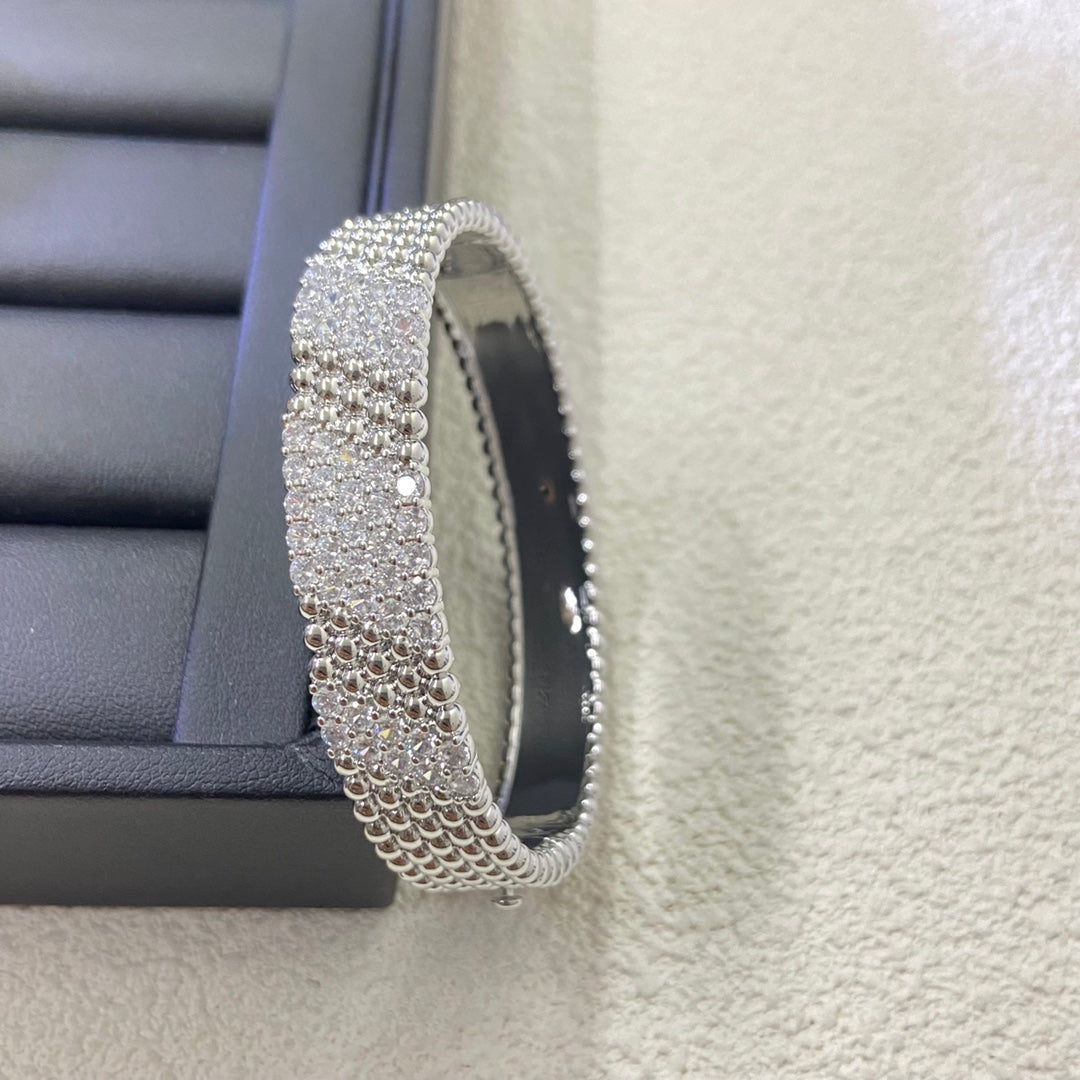 [Glow Jewelry]  FIVE-ROW DIAMOND BRACELET