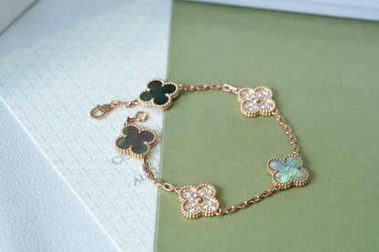 [Glow Jewelry]New CLOVER 5 MOTIF GRAY MOP BRACELET COLLECTION