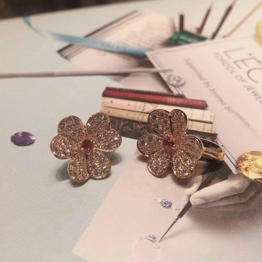 ¡®Glow Jewelry¡¯FRIVOLE PINK GOLD FLOWER DIAMOND EARRINGS