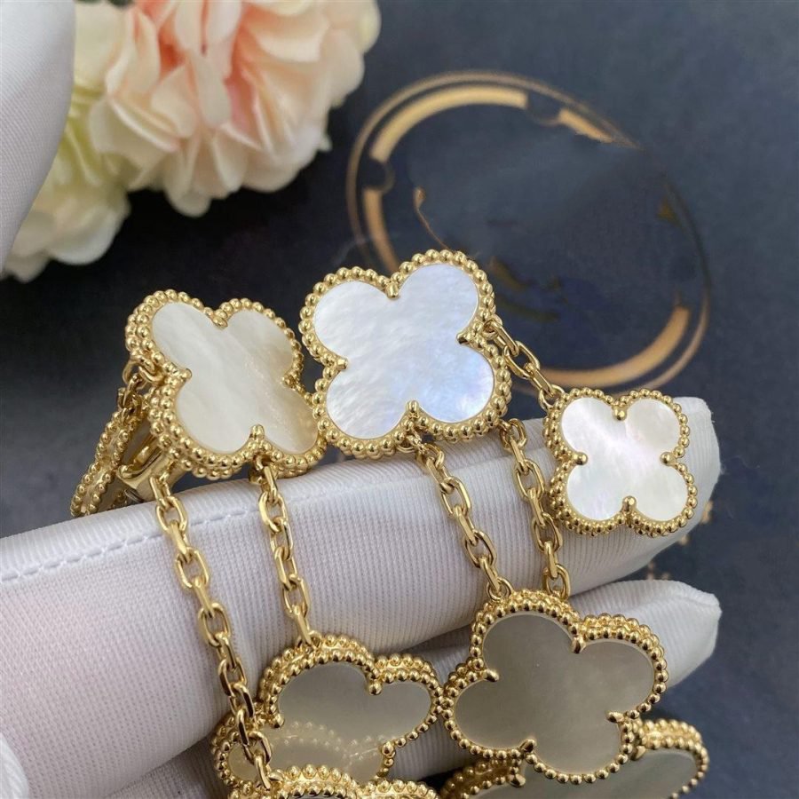 ¡®Glow Jewelry¡¯CLOVER EARRINGS WHITE MOP 4 MOTIFS GOLD