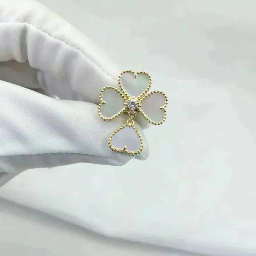 ¡®Glow Jewelry¡¯SWEET CLOVER WHITE MOP RING