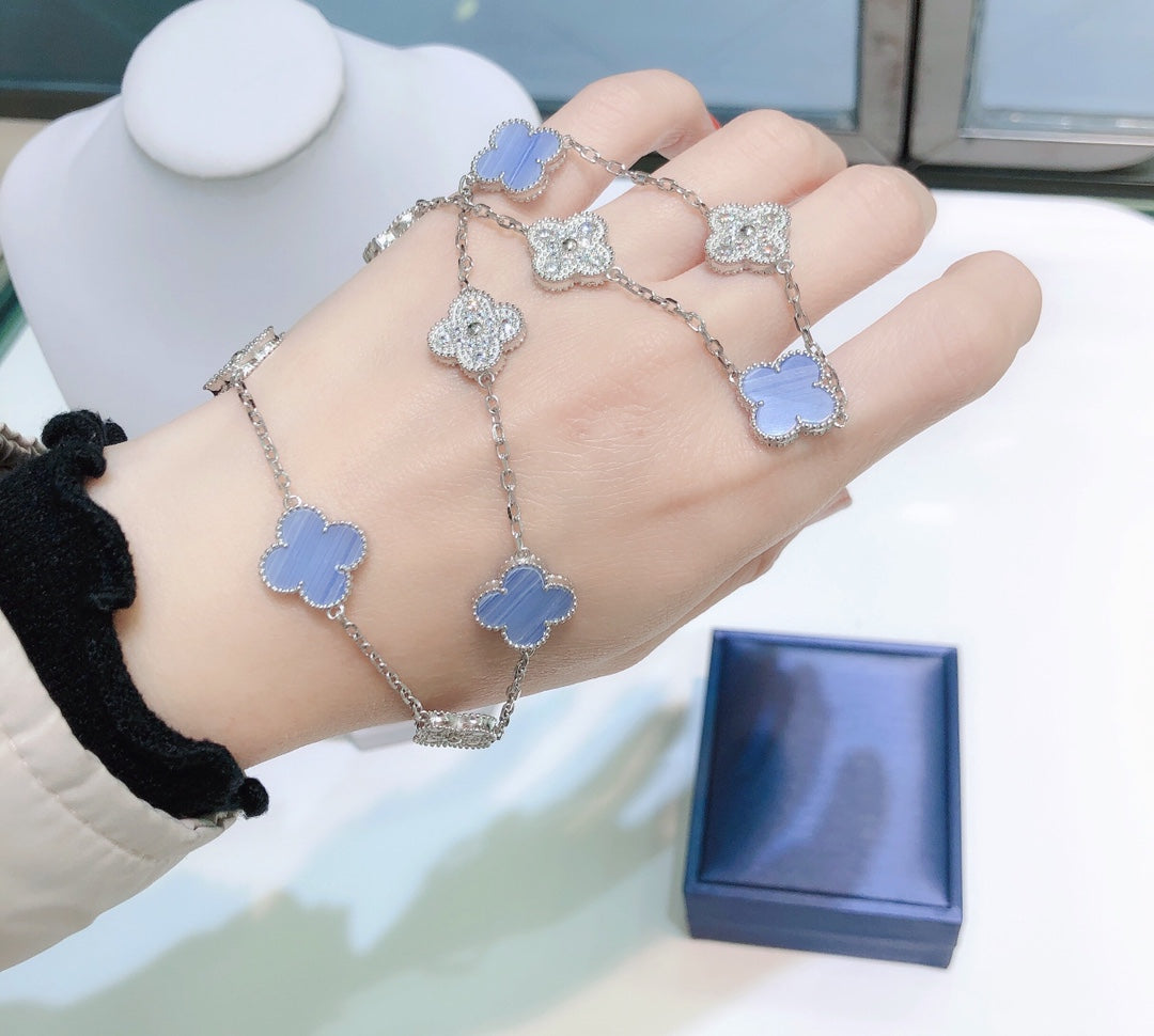 ¡®Glow Jewelry¡¯CLOVER 10 MOTIFS CHALCEDONY DIAMONDS SILVER NECKLACE