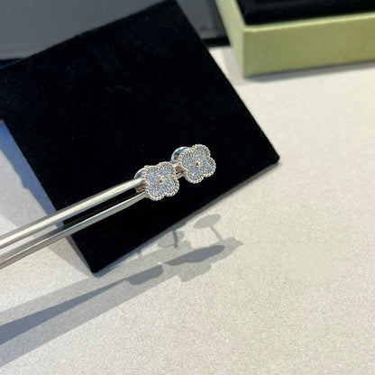 ¡®Glow Jewelry¡¯CLOVER MINI DIAMOND STUD EARRINGS